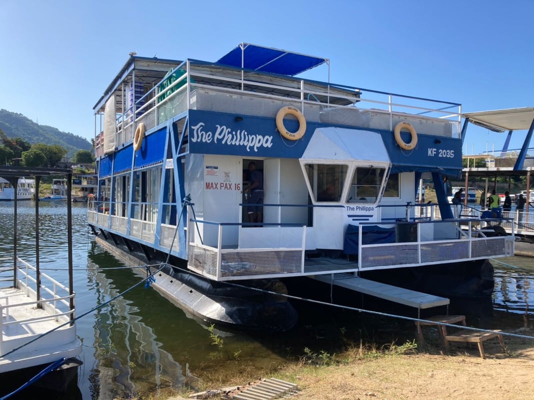 Houseboat Kariba The Phillipa